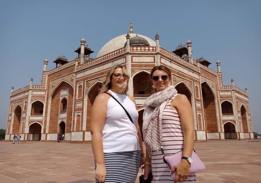 Delhi: Half or Full-Day Private Tour with Tuktuk Ride - Private Cars, Group Size, and Comfort