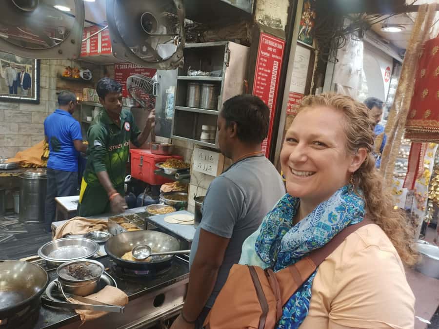Delhi: Half or Full-Day Private Tour with Tuktuk Ride - Faith, Service, and the Sikh Temple
