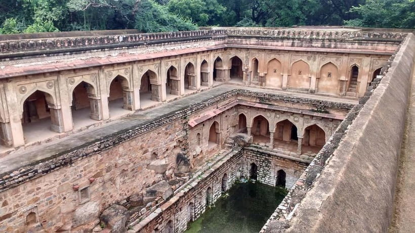Delhi: Old Delhi and Chandni Chowk Tuk-Tuk Tour - Jama Masjid and the Mughal beginning