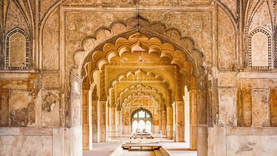 Delhi: Old Delhi City Tour with Tuk Tuk Ride & Street Food - Red Fort, with a choice about entry