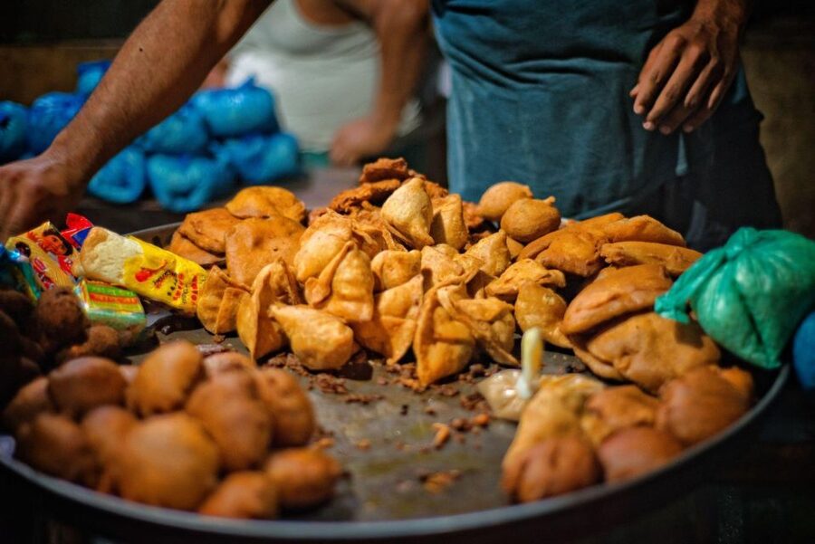 Delhi: Private Chandni Chowk, Food Tasting, & Tuk-Tuk Tour - Red Fort, the tour’s longest stop