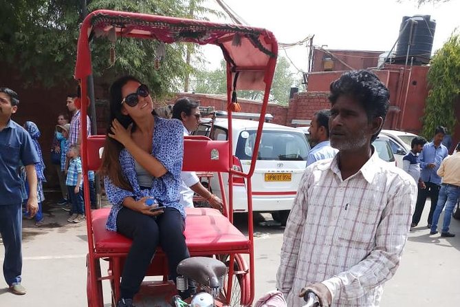 Delhi Tour with Tuk Tuk Rikshaw Experience - The Red Fort is an outside look, not a full visit
