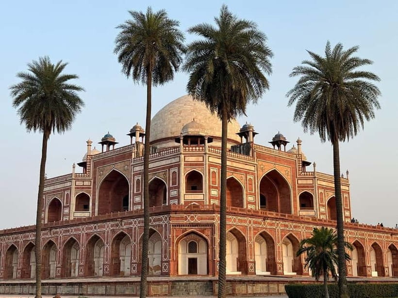Delhi: Tuk Tuk Tour w/ Jama Mosque, Lotus Temple, India Gate - Five hours, private transport, and a low price