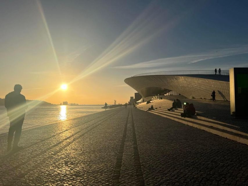 Discover Lisbon 4h Tuk Tuk - Crossing Lisbon toward Ajuda and Belém