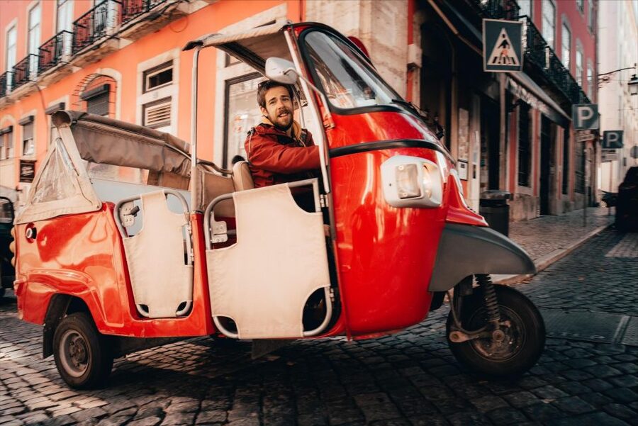 Discover Lisbon: Tuk Tuk Tour - Santa Justa and the Baixa streets