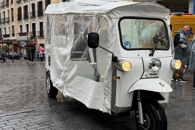 Discover Madrid in a Fun & Eco-Friendly Tuk-Tuk – Private Tour - Bernabéu and the farther sights