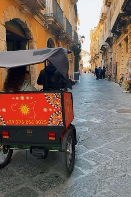 Discover the wonders of Ortigia: a Tuk-Tuk tour through history and the sea. - Belvedere della Turba and the Ortea Palace
