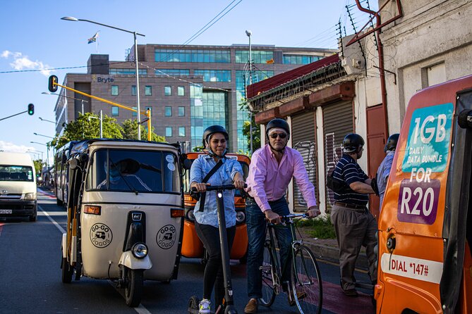 Downtown Johannesburg Tuk tuk Tour with a local lunch - Who will get the most from this short route