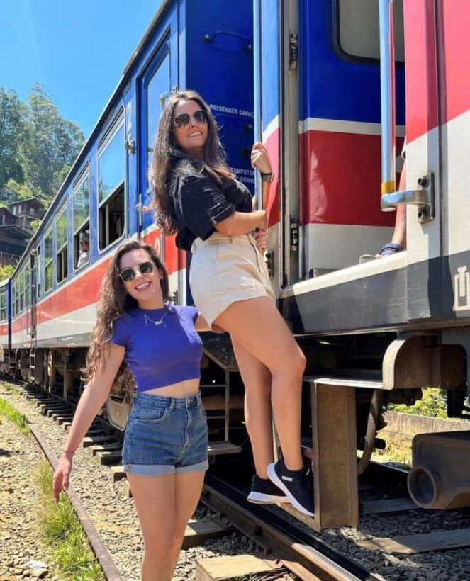 Ella: Adventure day trip to explore Ella by tuk tuk - Ella Rock and Kithalella views