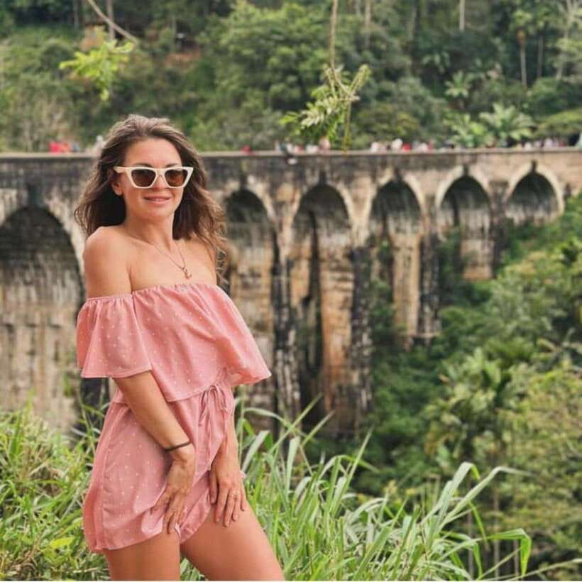 Ella: Adventure day trip to explore Ella by tuk tuk - The Demodara to Ella train ride