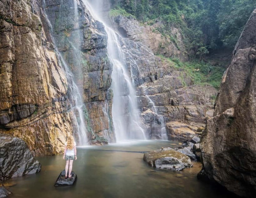 Ella: Tuk Tuk Tour to Diyaluma and Secret Waterfalls - Three hours among pools and cascades