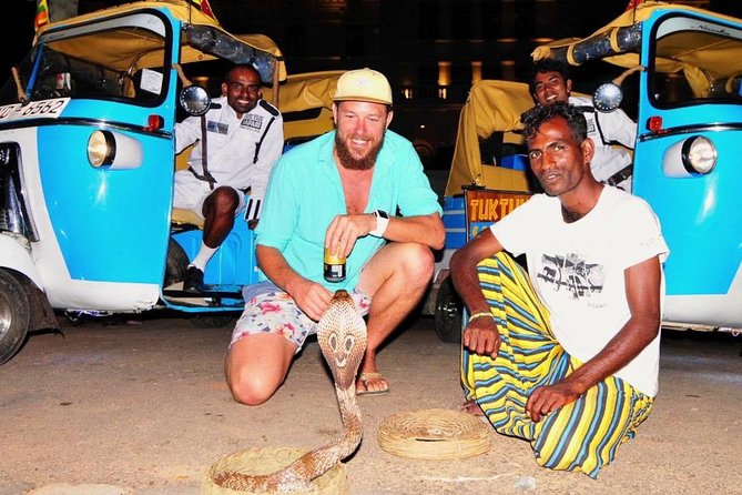Exclusive : Colombo Sunset City Safari by TukTuk - Who Will Enjoy This Colombo Evening