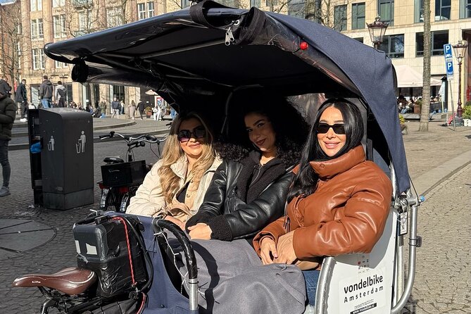 Explore Amsterdam in 75 Minutes – Pedicab Rickshaw City tour - Flexible routing and the value of a private driver
