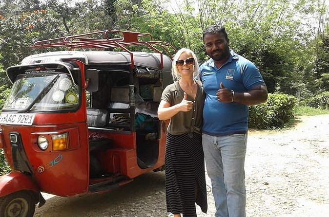Explore Kandy Full Day Tuk Tuk City Tour - Kandy Market Hall: everyday life in close quarters