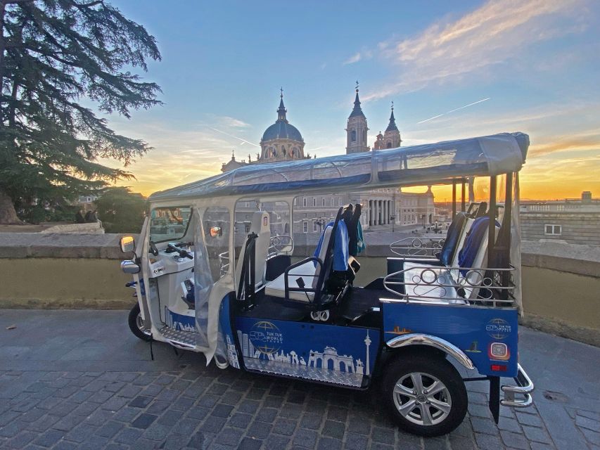 Explore Madrid’s Top Sights on an Electric Tuk-Tuk Tour - Starting at the Madrid de los Austrias