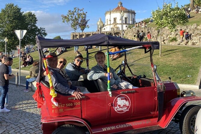 Explore Porto Aboard A Classic Tuk-Tuk tour 1h - A fast introduction to Porto by private tuk-tuk