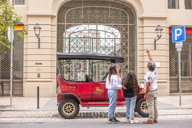Explore Porto Aboard A Classic Tuk-Tuk tour 1h - Aliados Avenue, Porto’s civic center