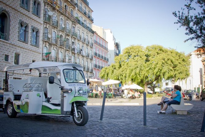 Express Lisbon | City Center and Old Town Tuk Tuk Tour - A fast first look at Lisbon from the hills