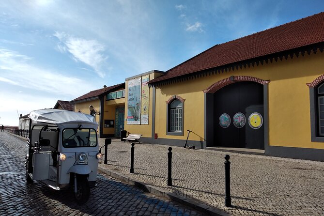 Faro City and Beach Tour on Electric Tuk tuks - Praia de Faro and the 10-minute sea break