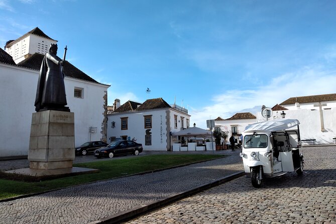 Faro City Tour on Electric Tuk tuks - Starting at Doca and finding the white tuk-tuk