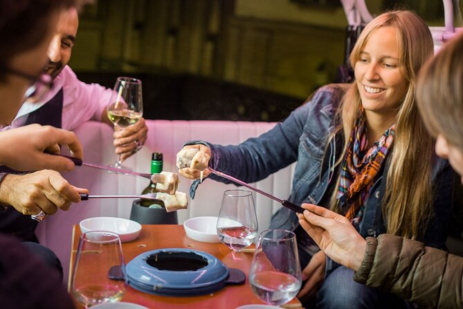 Fondue and wine private Tuk Tuk tour in Geneva - Why a fondue ride works in Geneva