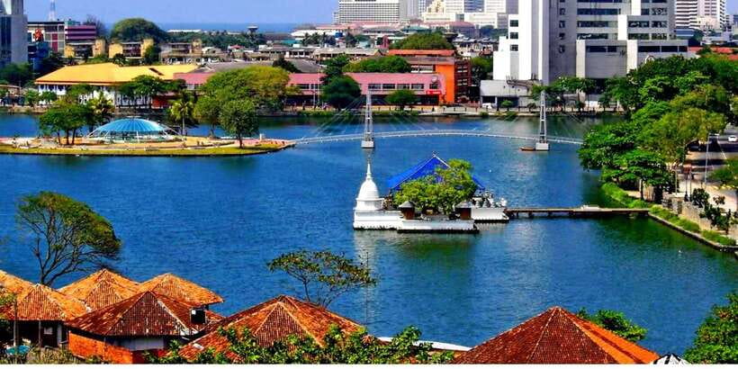 Form Negombo:Morning or Evening Colombo City Tour by Tuk-Tuk - Independence Square and the national monuments