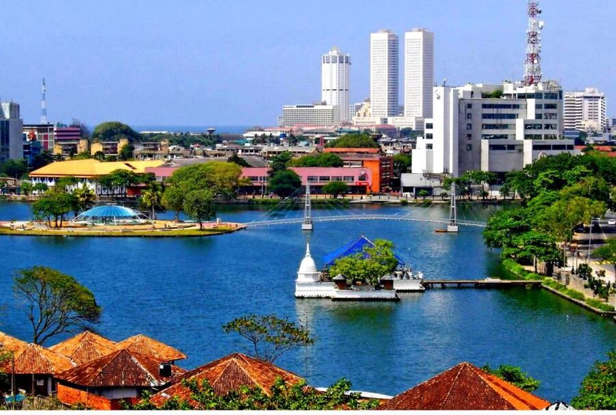 Form Negombo:Morning or Evening Colombo City Tour by Tuk-Tuk - The tuk-tuk trade-off