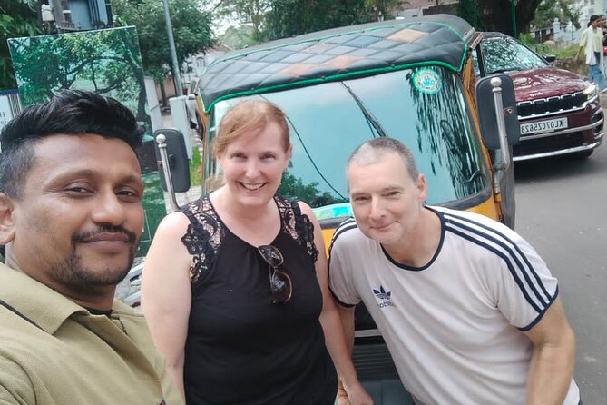 Fort Kochi Sightseeing Tuk Tuk Tour - Mattancherry Palace and its Kerala murals