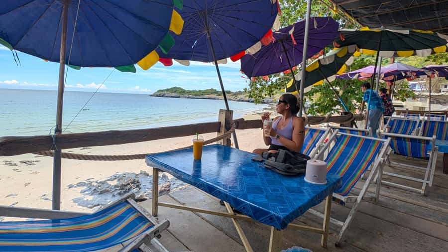 From Bangkok: Day Tour Koh Sichang Island with Tuktuk Tour - Chong Khao Khat and the royal connection