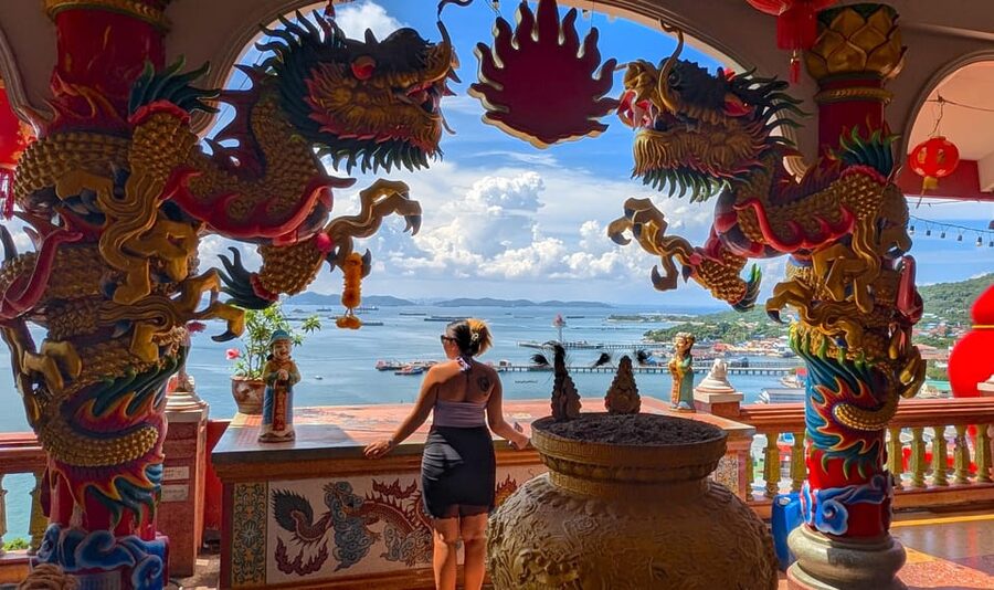 From Bangkok: Day Tour Koh Sichang Island with Tuktuk Tour - Two hours at Hat Tham Phang beach
