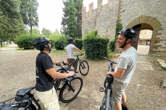 From Florence:Tuscany Tuk Tuk with Lunch, Wine & San Gimignano - Wine, olive oil, and a family-made Tuscan lunch
