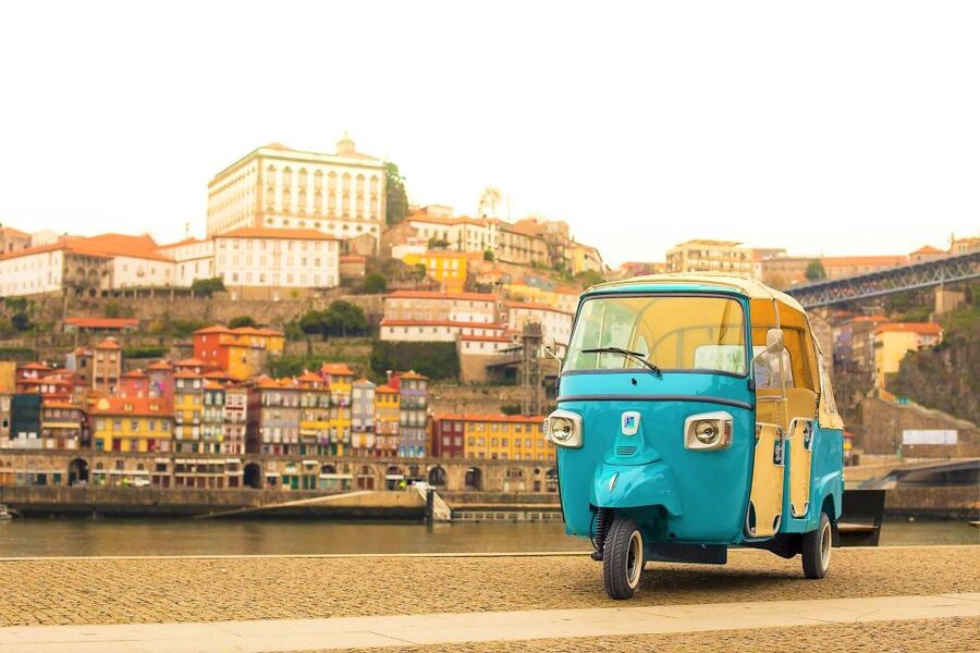 From Leixões: Private Porto Historic Center Tuk Tuk Tour - Livraria Lello, Praça dos Leões, and two churches