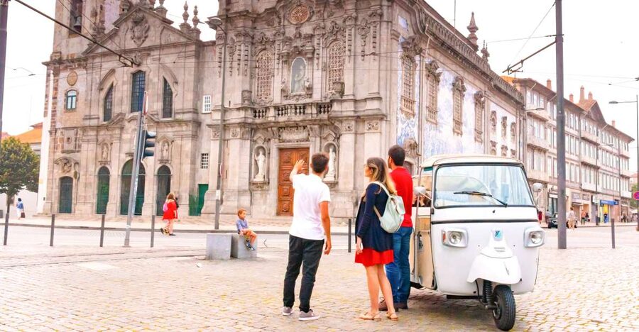 From Leixões: Private Porto Historic Center Tuk Tuk Tour - Bolhão, local shopping, and Rua de Santa Catarina