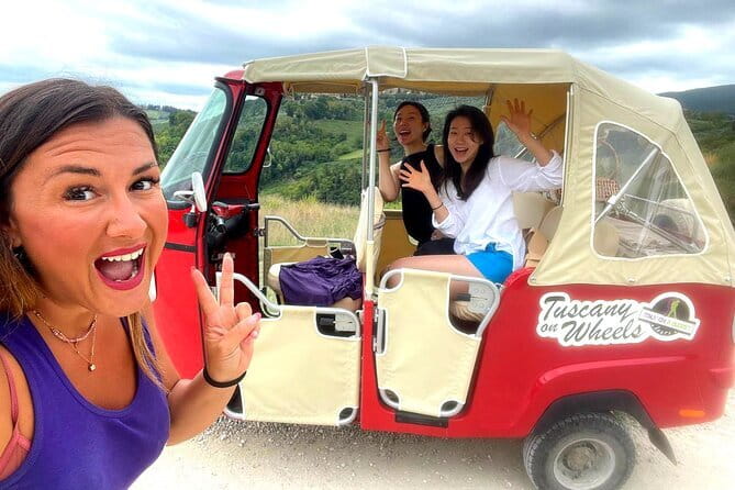 From San Gimignano: Tuscany Wine tour by Tuk Tuk with Lunch - Who will enjoy this tour most