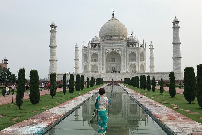 Full Day Agra Tuk Tuk Tour with Taj Mahal and Agra Fort - Tea, the bazaar, and local stops