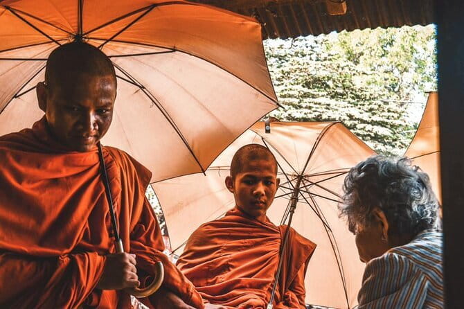 Full-Day Battambang with a local Tuk Tuk Tours - Seeing Wat Ek Phnom’s ruined sanctuary