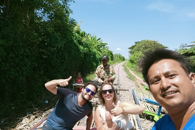 Full-Day Battambang with a local Tuk Tuk Tours - Facing the history of the Killing Cave
