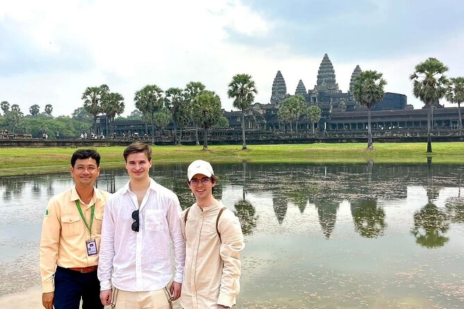 Full day by TUK TUK - Starting at Angkor Wat for three hours