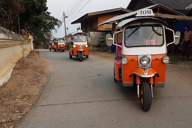 Full-Day Guided Tuk Tuk Chiang Mai Adventure and Rafting - Thai lunch and the practical rhythm of the day