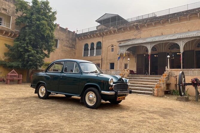 Full day Jaipur sightseeing tour by tuk tuk. - Panna Meena ka Kund and Jaipur’s Geometric Side