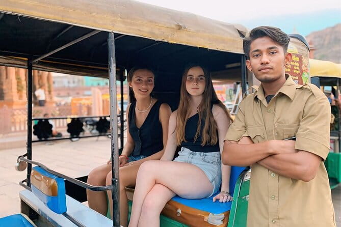 Full Day Jodhpur City Sightseeing Tour by Tuk Tuk Taxi - Why a tuk tuk works well in Jodhpur