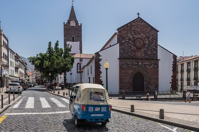 Full Day Madeira Island Private Discovery by Tuk Tuk - Pico dos Barcelos and the mountain road