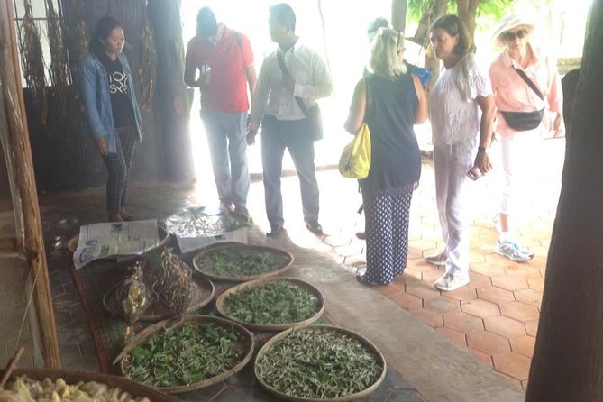 Full-Day Phnom Penh City & Silk Island with a local Tuk Tuk Tours - A private tuk tuk makes the day flexible