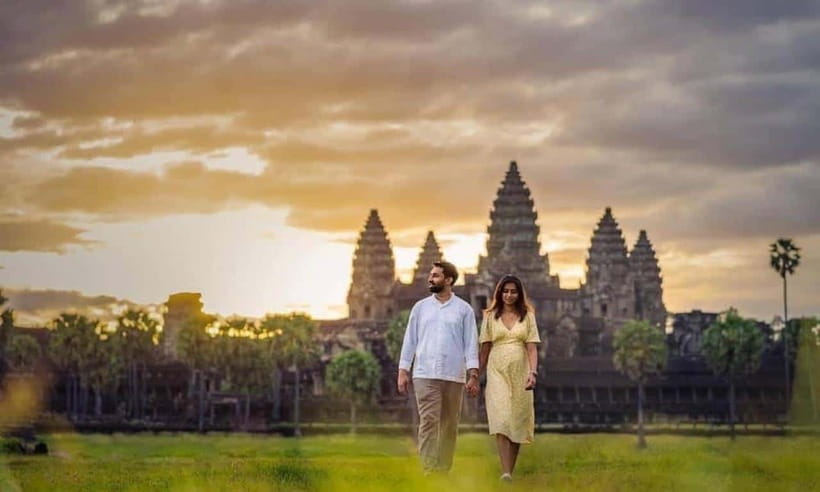Full Day Private of Angkor Wat Tour with Tuk Tuk - Angkor Wat sets the scale for the day
