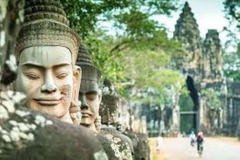 Full Day Private of Angkor Wat Tour with Tuk Tuk - Banteay Kdei ends the temple circuit quietly