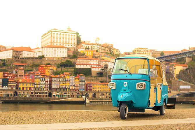 Full-Day Private Tuk Tuk All Around Porto - Crossing to Gaia and Serra do Pilar
