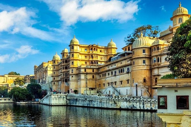Full-Day Private Udaipur Three wheeled Tuk Tuk Sightseeing - City Palace: Give the First Two Hours Their Due