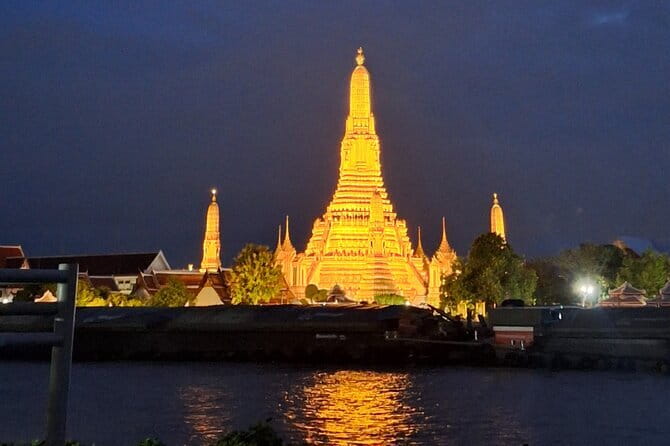 Fun Tuk Tuk Dinner and Massage in Old Town Bangkok - The Grand Palace and Bangkok’s beginnings