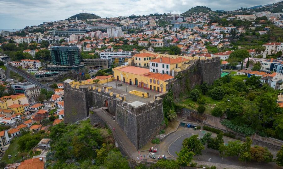 Funchal : 1 hour City Tour by Tuk-Tuk - São João Baptista do Pico gives you the best early view