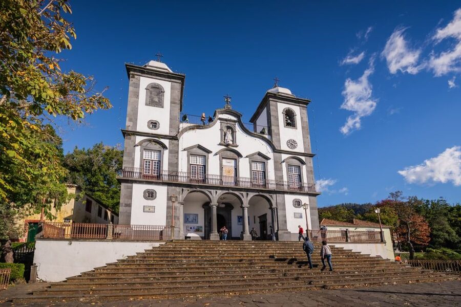 Funchal: Monte Tropical Garden & Toboggan Ride by Tuk Tuk - Should you book the Monte tuk tuk and toboggan tour?